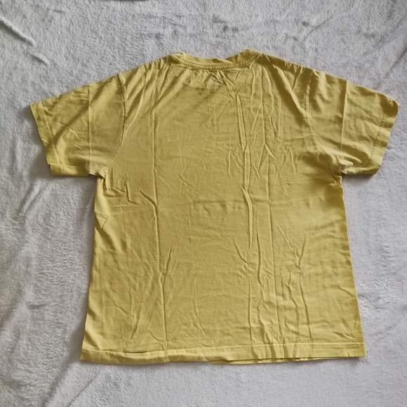 Old Navy Graphic Tee - Picture 4 of 4